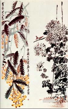 Qi Baishi Painting - Qi Baishi chrysanthemum and loquat old China ink